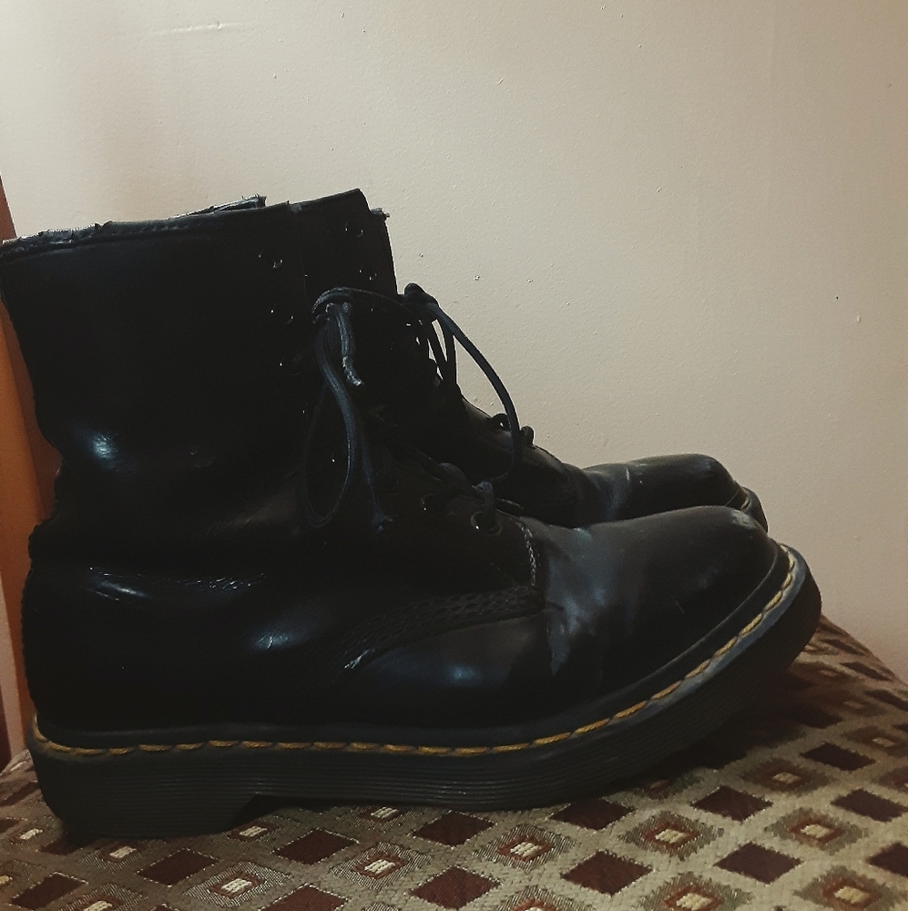 Dr.Martens Black Boots